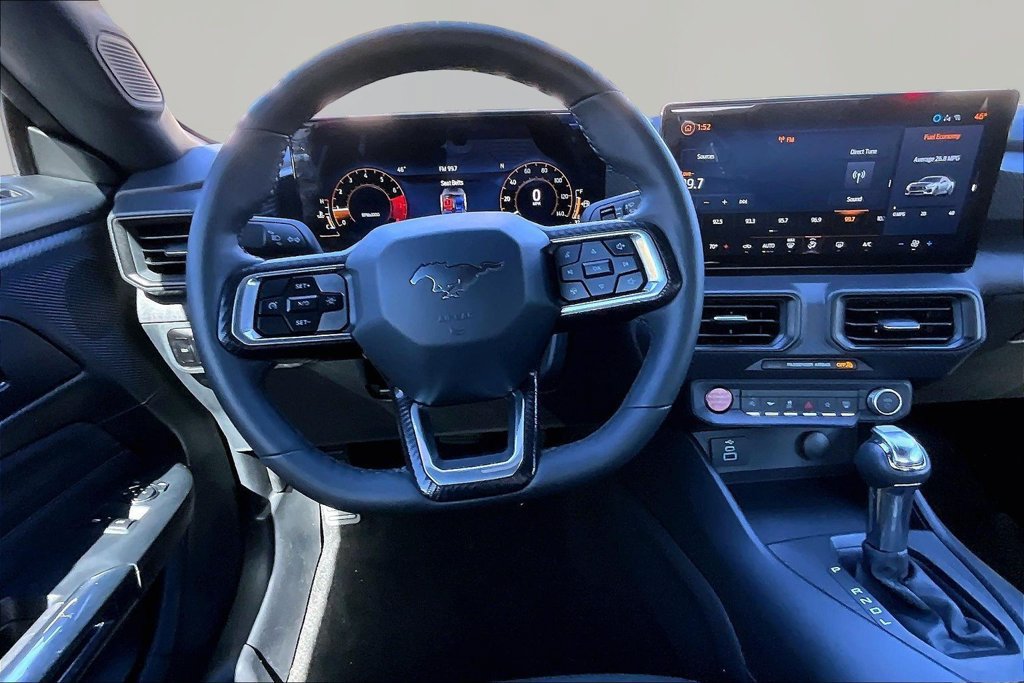 Used 2024 Ford Mustang Coupe RWD image 9