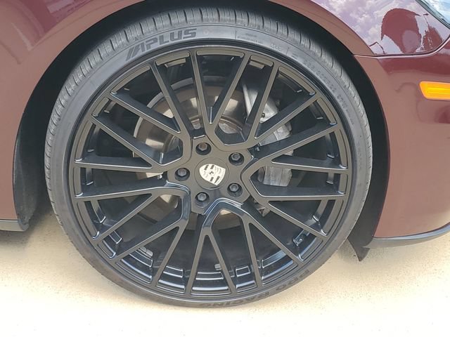Used 2020 Porsche Panamera 4 AWD/4WD image 15