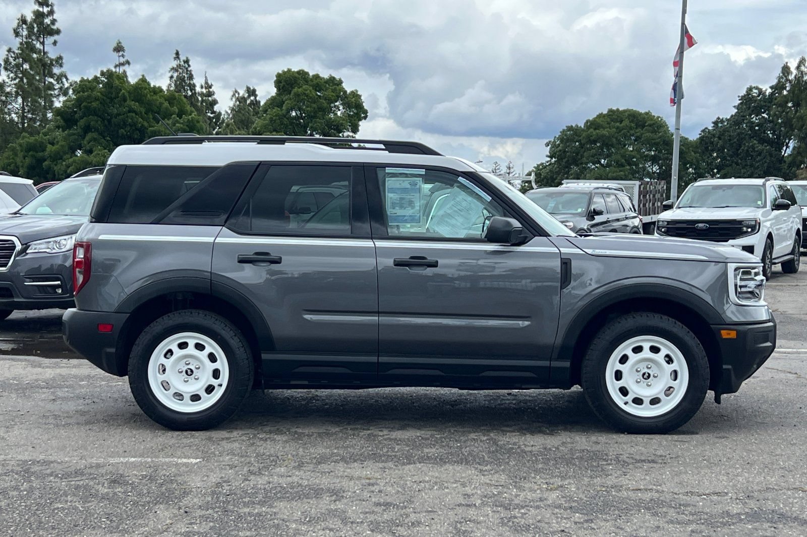 Used 2025 Ford Bronco Sport Heritage AWD/4WD image 3