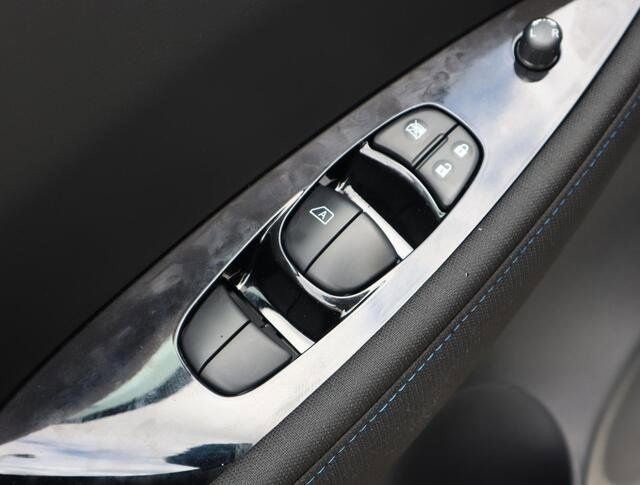 New 2025 Nissan Leaf SV Plus image 15