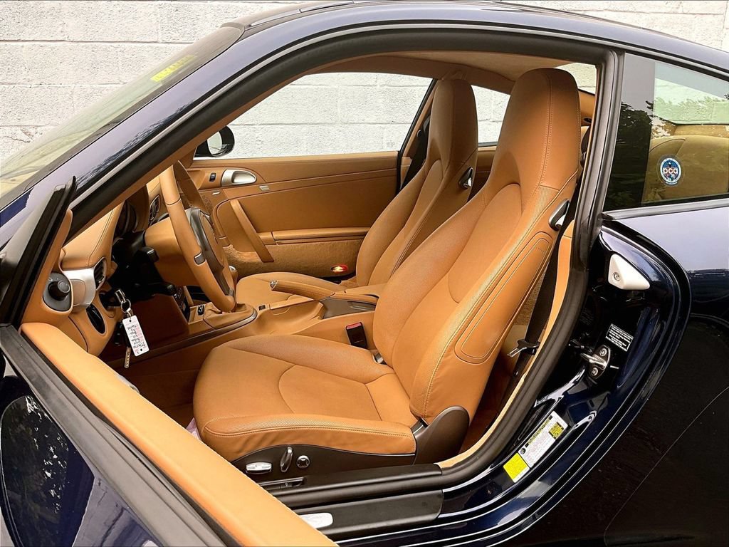 Used 2010 Porsche 911 Carrera 4S AWD/4WD image 5