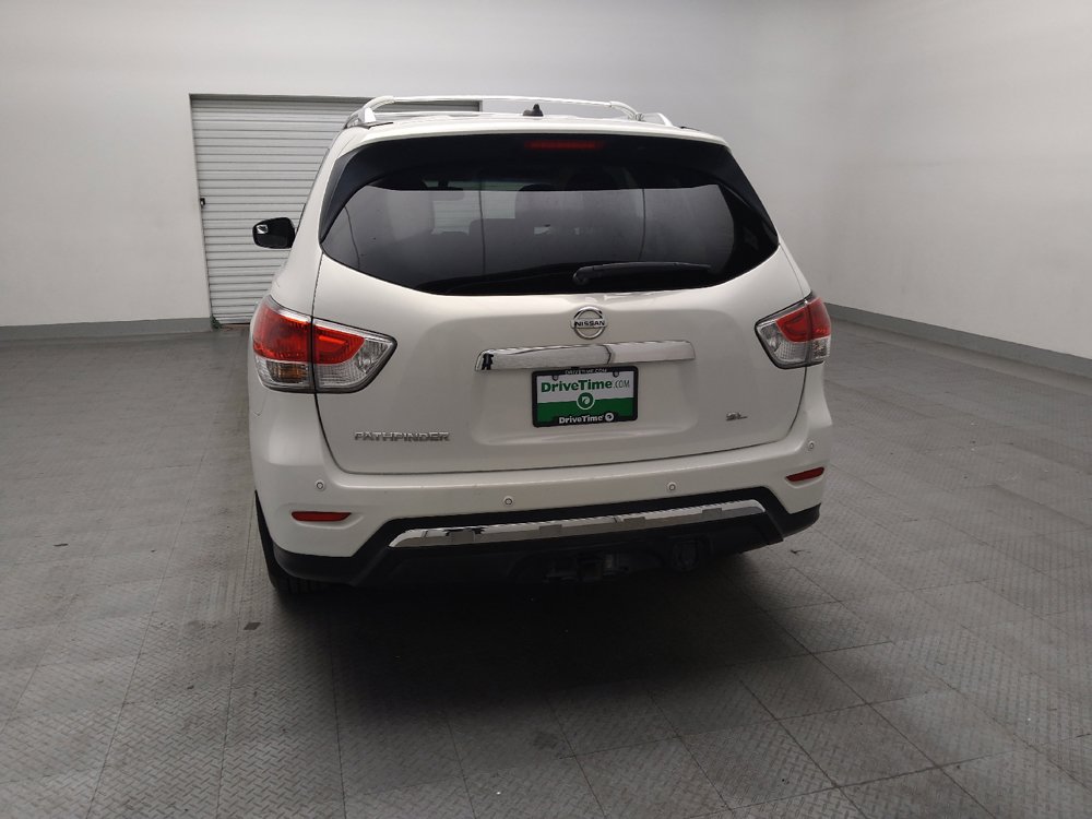 Used 2014 Nissan Pathfinder SL w/ SL Tech Package FWD image 6