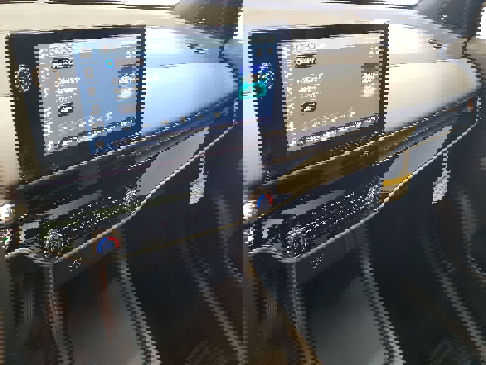 Certified 2025 Honda Prologue Touring image 32