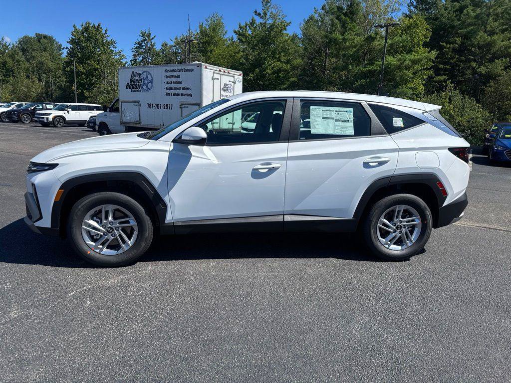 New 2026 Hyundai Tucson SE AWD/4WD image 3