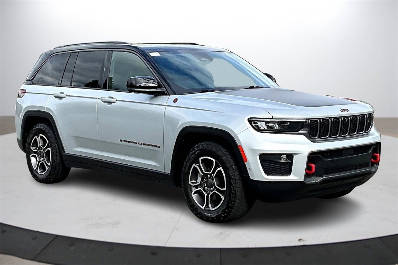 Certified 2022 Jeep Grand Cherokee Trailhawk w/ ADV Protech Group II