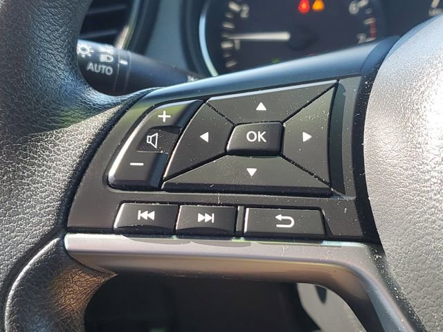 Used 2019 Nissan Rogue Sport SV image 15