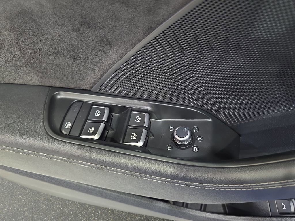 Used 2018 Audi RS 3 AWD/4WD image 29