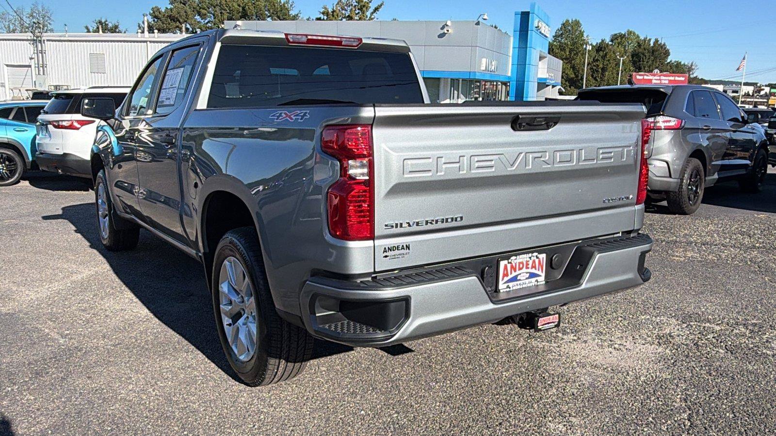 New 2026 Chevrolet Silverado 1500 Custom AWD/4WD image 10