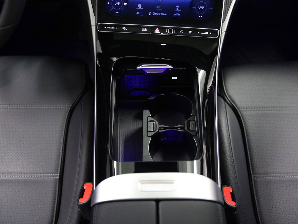 Certified 2024 Mercedes-Benz C 300 4MATIC Sedan image 16