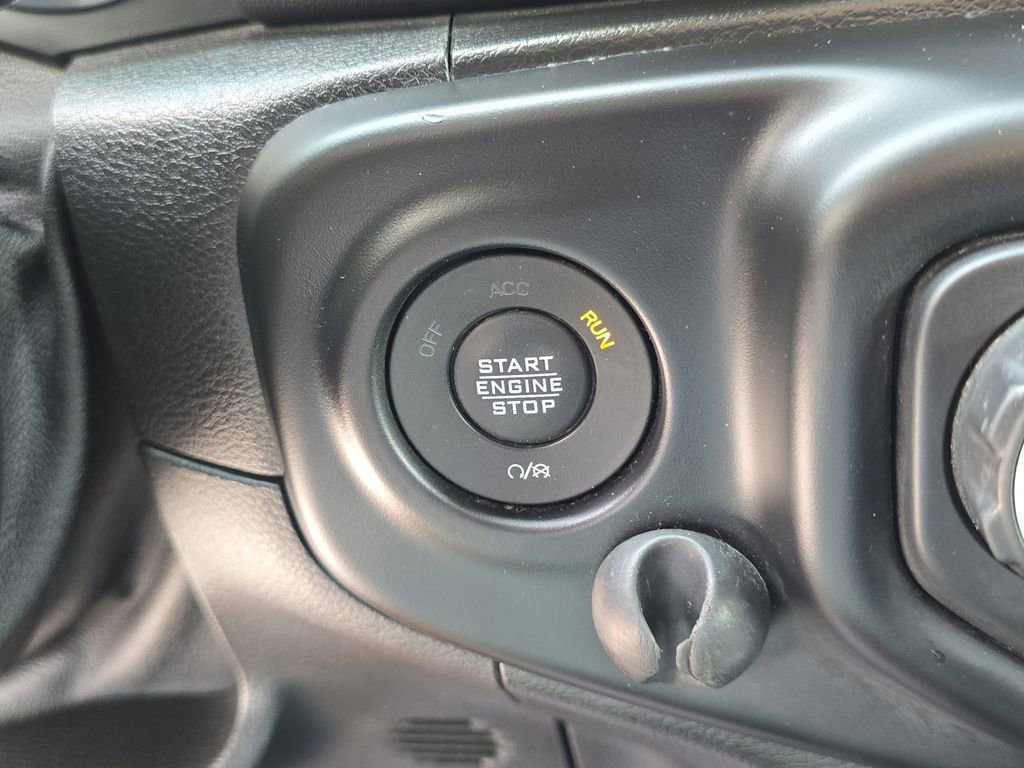 Used 2021 Jeep Wrangler Unlimited Sahara w/ Cold Weather Group image 24