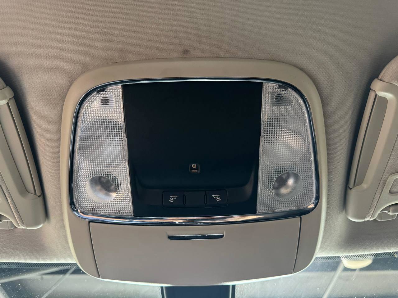 Used 2022 Chrysler 300 Touring RWD image 29