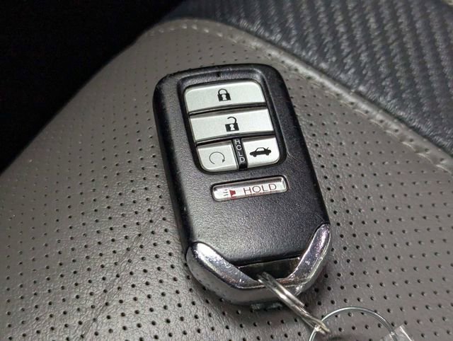 Used 2017 Honda Civic Touring image 22