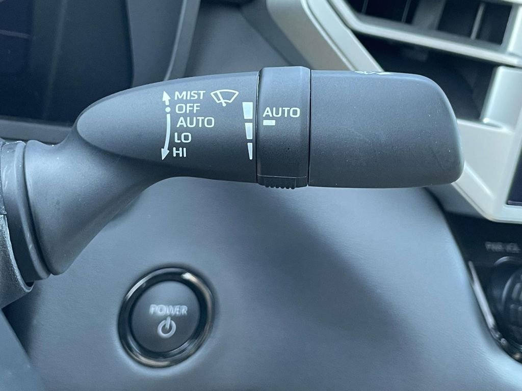 Used 2025 Toyota Tundra Platinum image 33