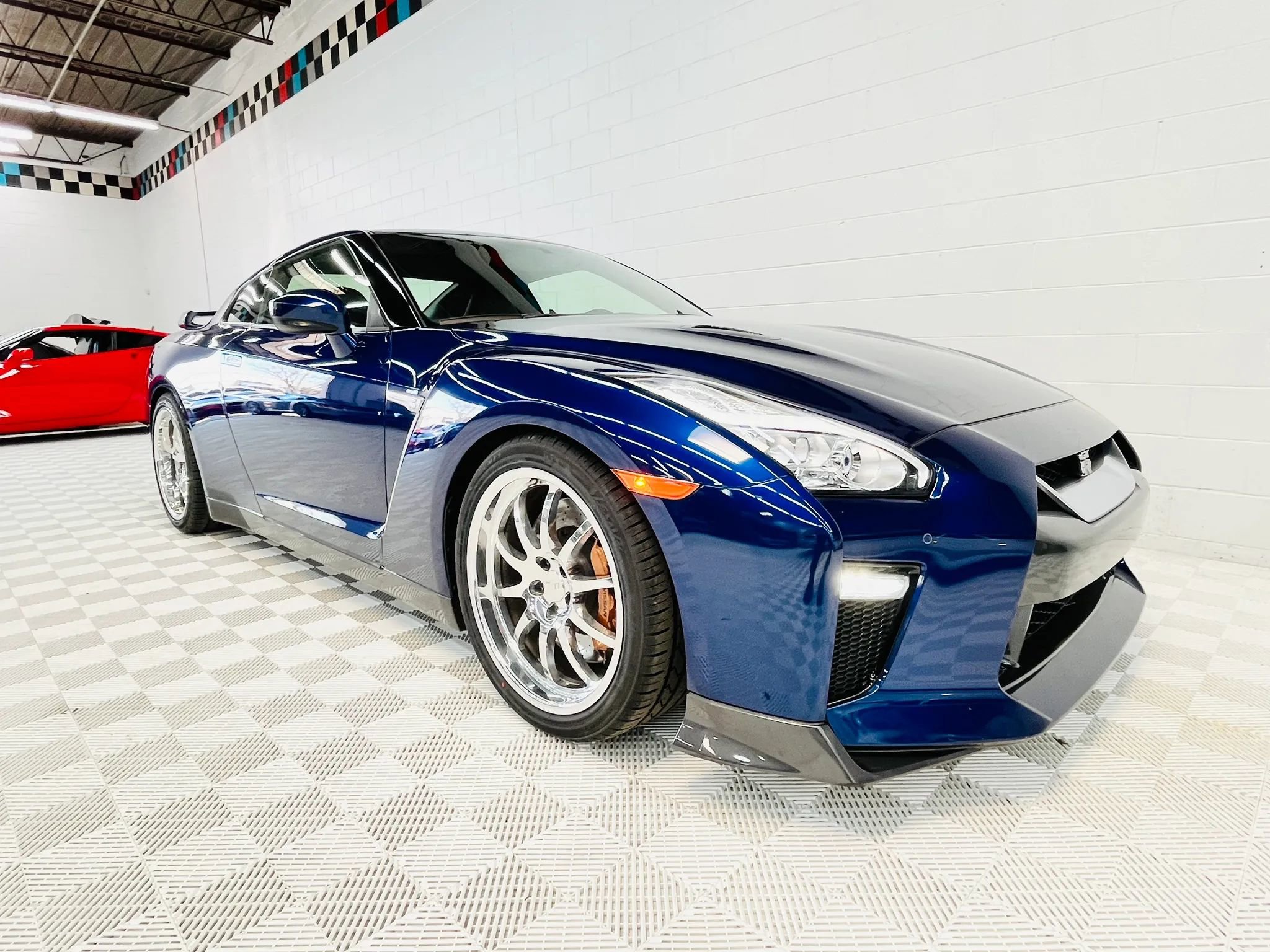 Used 2015 Nissan GT-R Premium image 19