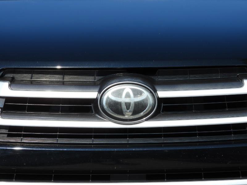 Used 2017 Toyota Highlander Plus image 27