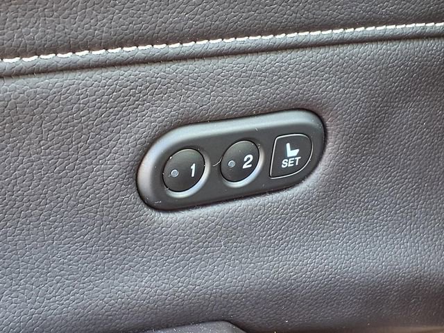 Used 2020 Acura ILX w/ Premium Package image 24