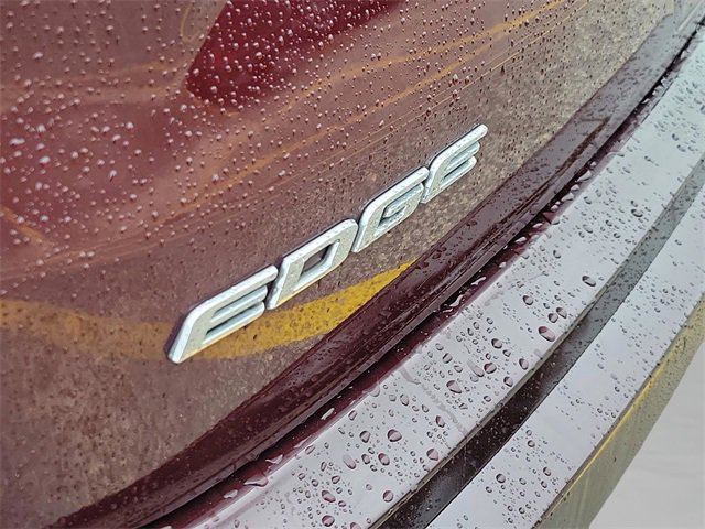 Used 2019 Ford Edge Titanium w/ Equipment Group 301A image 6