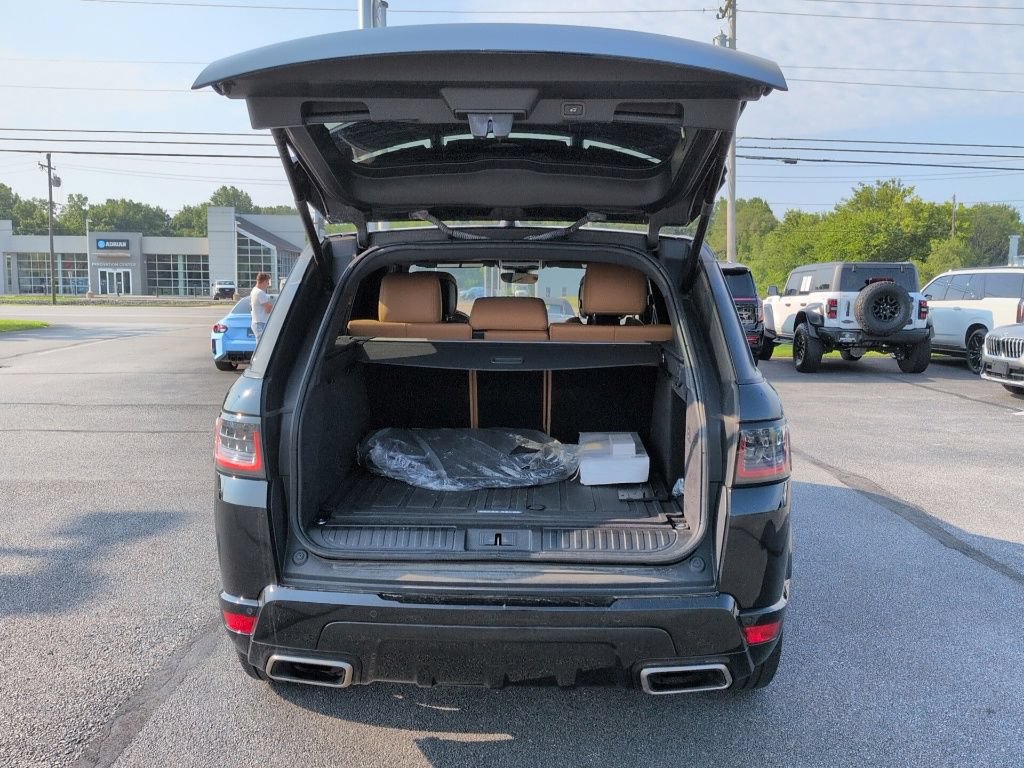 Used 2018 Land Rover Range Rover Sport HSE Dynamic AWD/4WD image 12