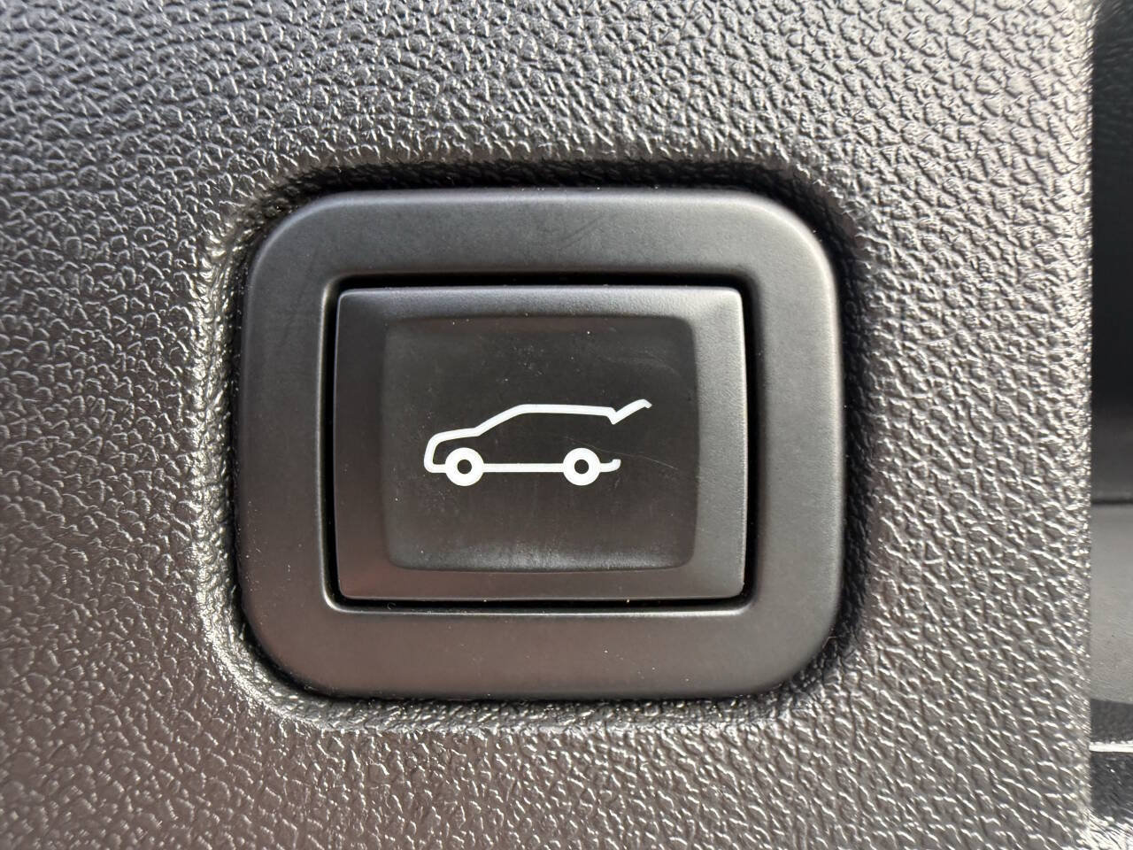 Used 2020 Chevrolet Equinox Premier AWD/4WD image 23