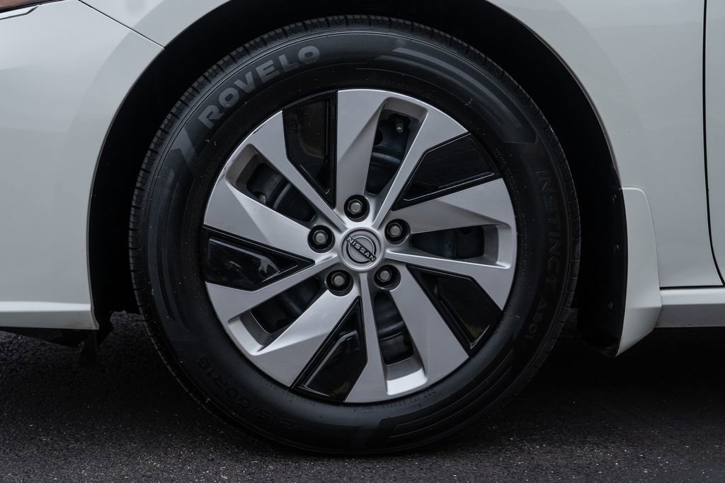 Used 2024 Nissan Altima 2.5 S image 6