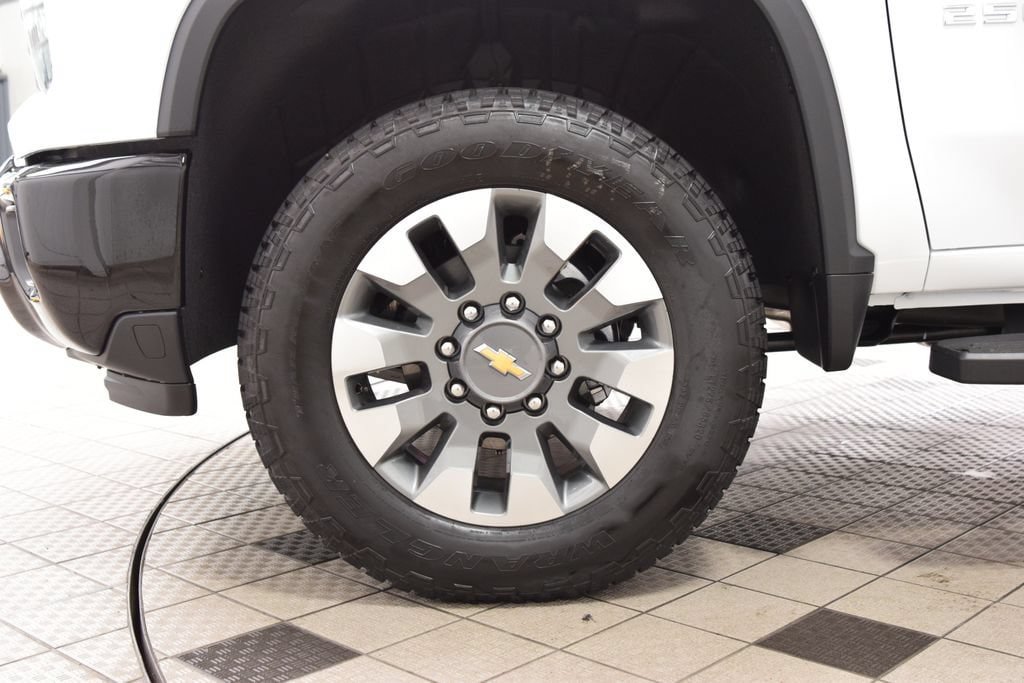 New 2026 Chevrolet Silverado 2500 Custom w/ Custom Value Package AWD/4WD image 29