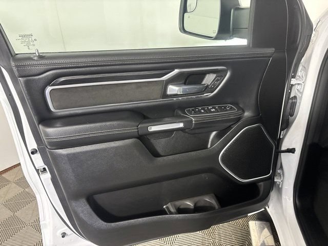 Used 2023 RAM 1500 Laramie AWD/4WD image 14