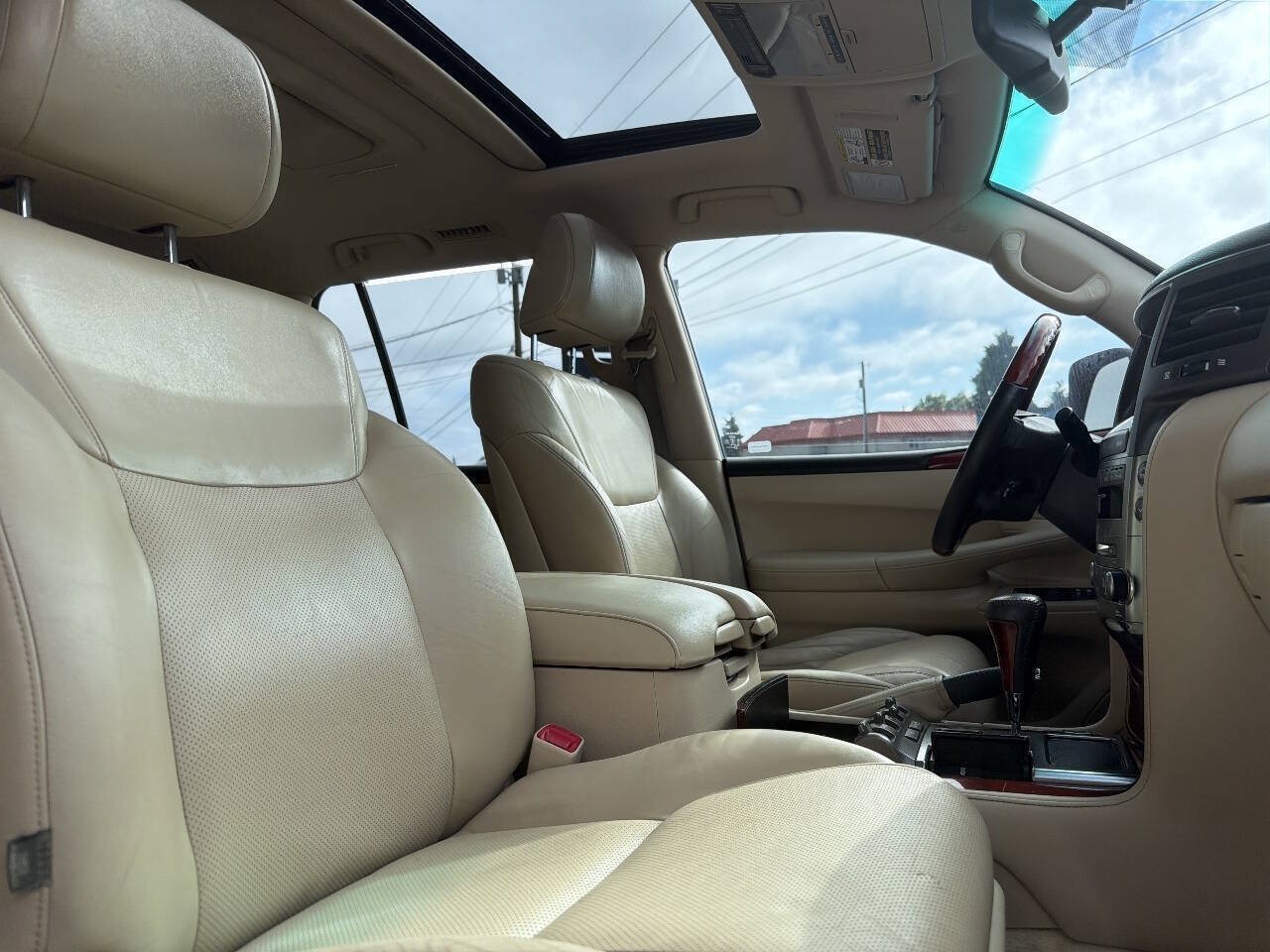 Used 2010 Lexus LX 570 4WD image 14