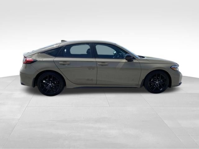 Used 2025 Honda Civic Sport image 2