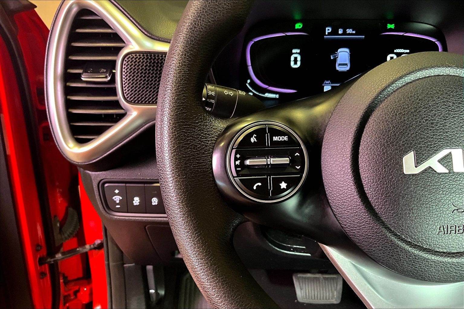 Used 2023 Kia Soul LX w/ Option Group 015 FWD image 12