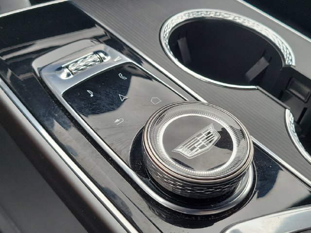 Certified 2024 Cadillac Lyriq Luxury w/ LPO, Floor Liner Package AWD/4WD image 40