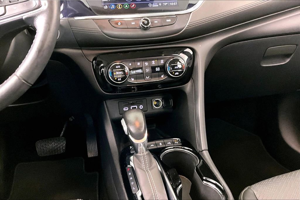 Certified 2022 Buick Encore GX Essence w/ Advanced Technology Package AWD/4WD image 8