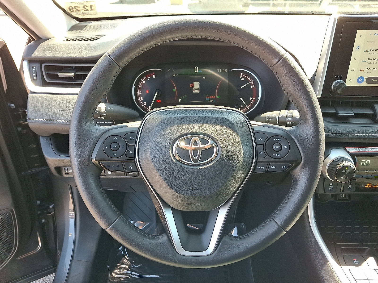 Certified 2025 Toyota RAV4 XLE image 20