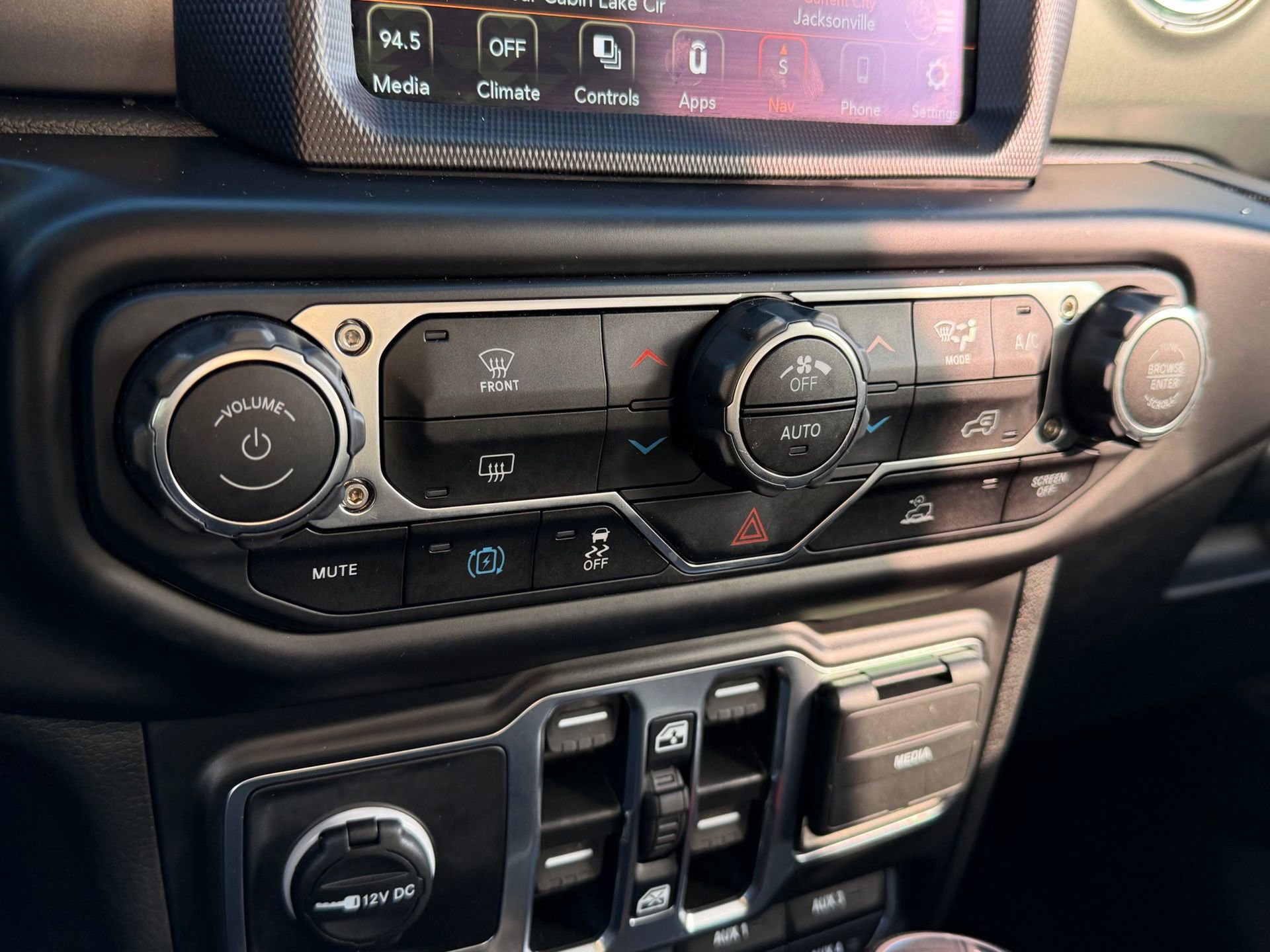 Used 2023 Jeep Wrangler Unlimited Rubicon 4xe image 42