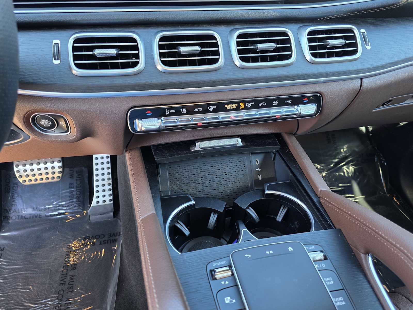 Used 2024 Mercedes-Benz GLS 450 4MATIC image 20