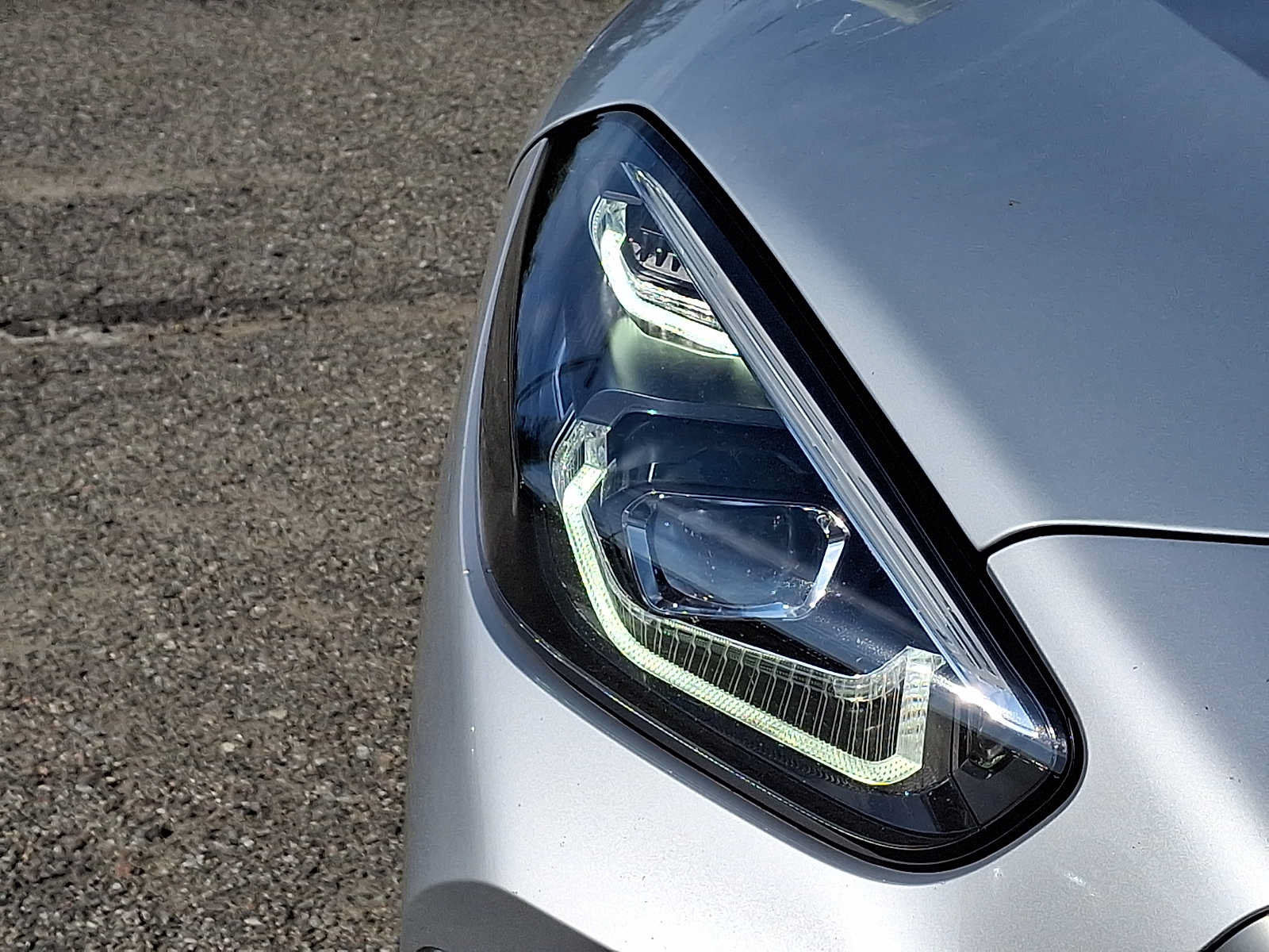 Used 2020 BMW Z4 M40i w/ Premium Package RWD image 9