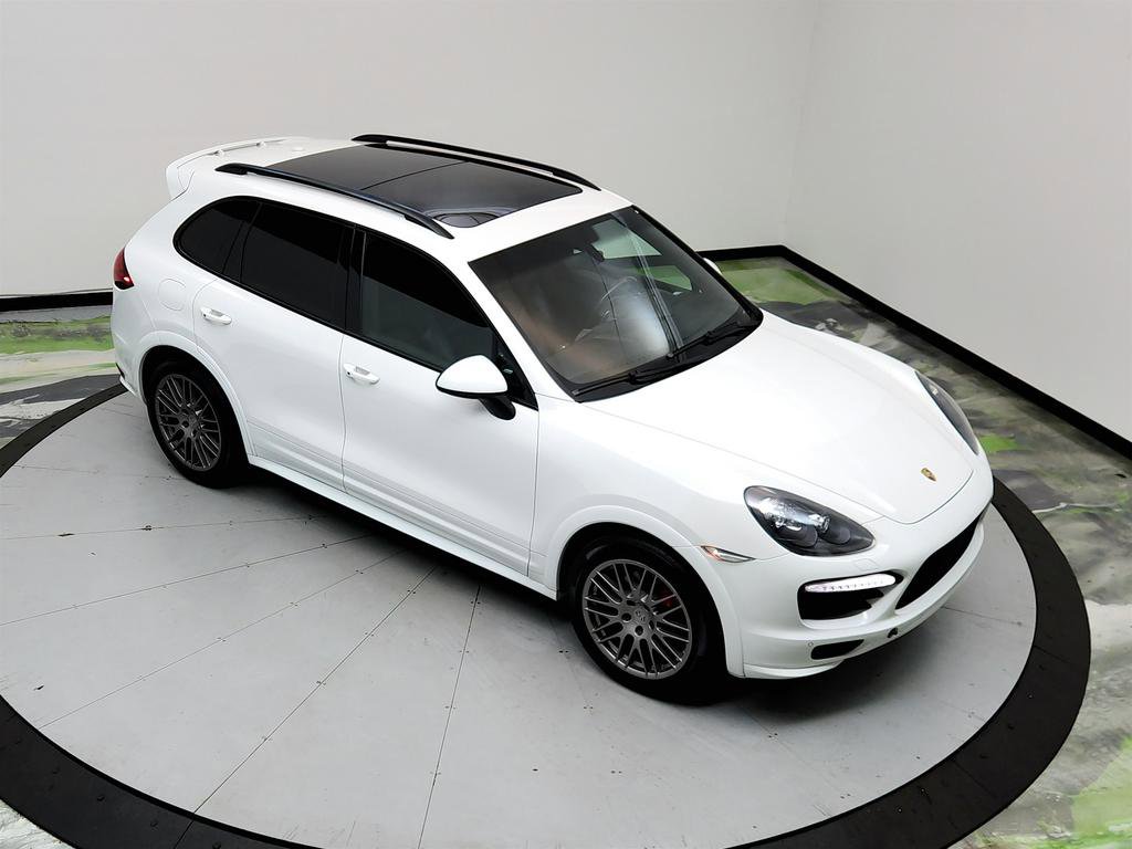Used 2013 Porsche Cayenne GTS AWD/4WD image 33