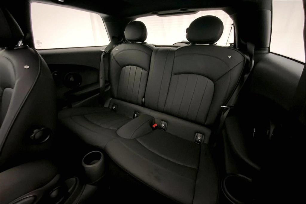 Used 2024 MINI Cooper SE FWD image 14