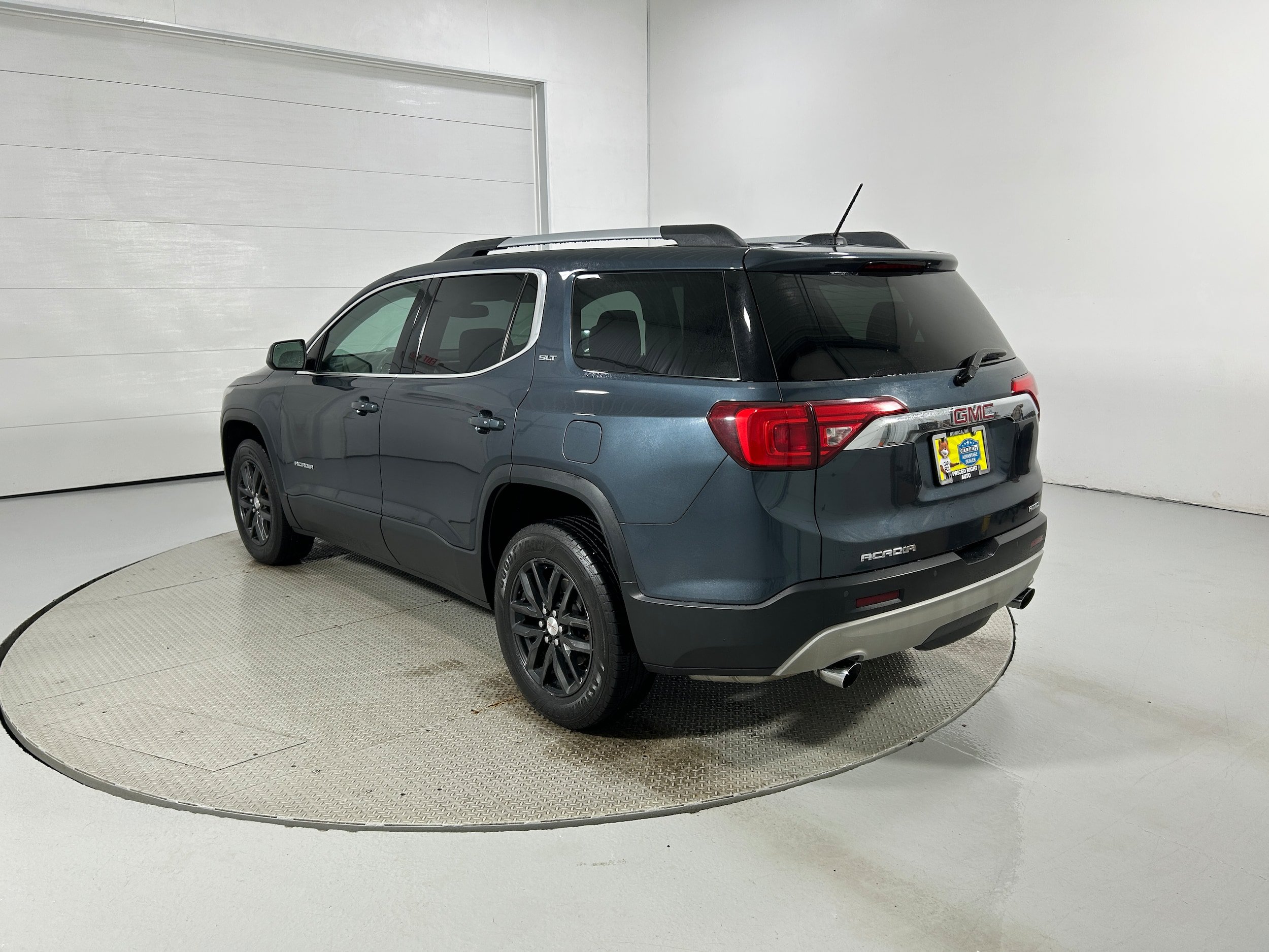 Used 2019 GMC Acadia SLT AWD/4WD image 22