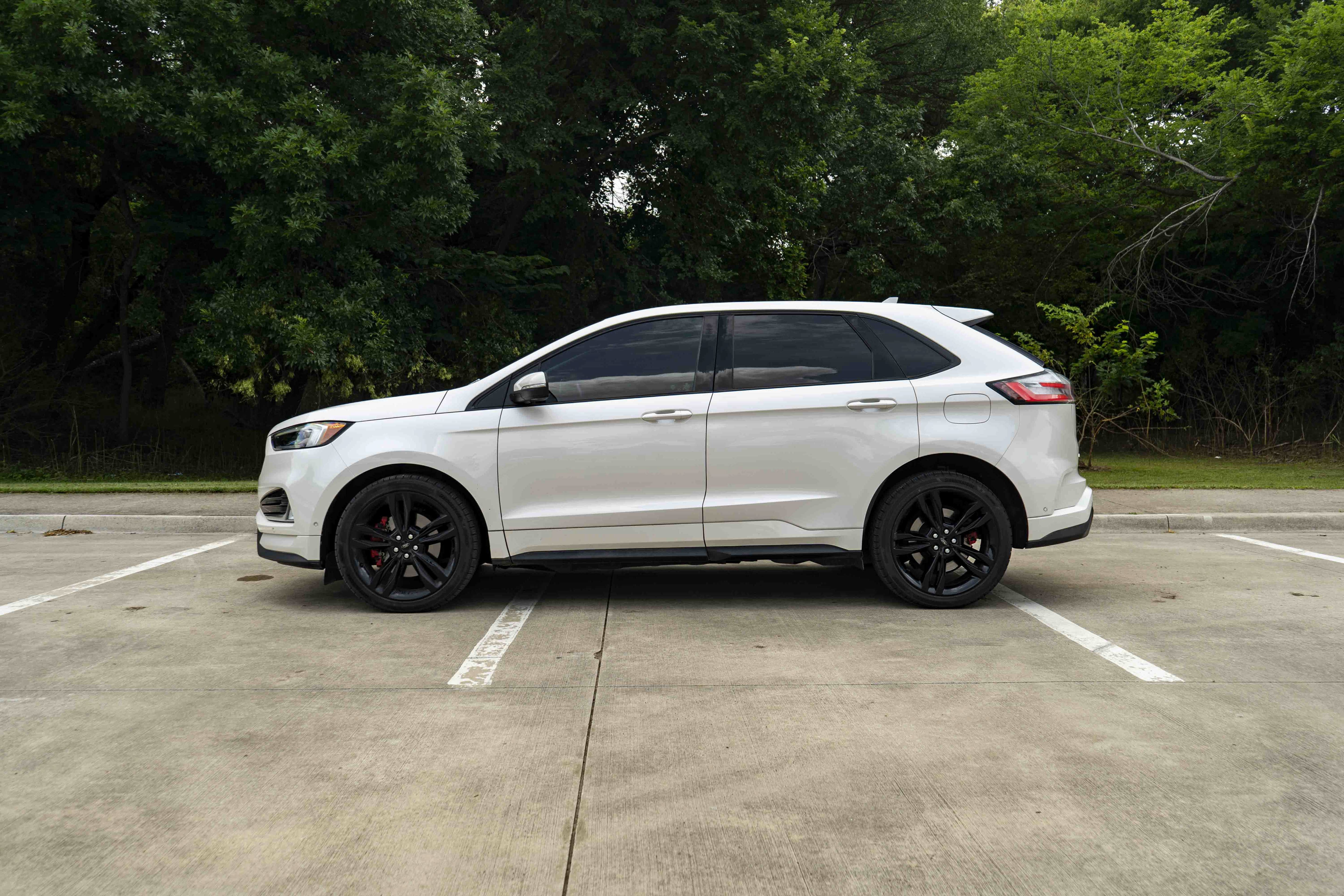 Used 2019 Ford Edge ST w/ Equipment Group 401A AWD/4WD image 6