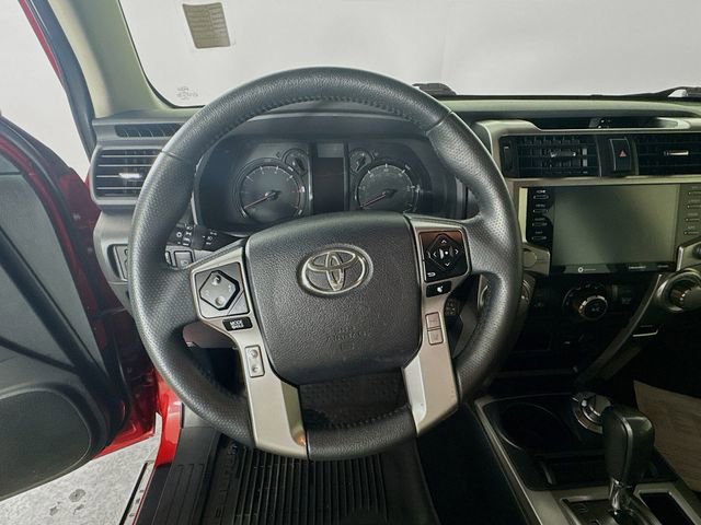 Used 2022 Toyota 4Runner SR5 Premium AWD/4WD image 14