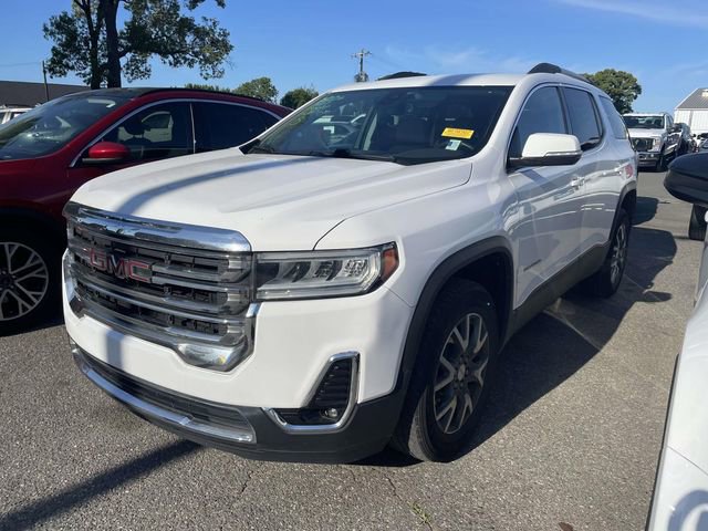 Used 2023 GMC Acadia SLT FWD image 3
