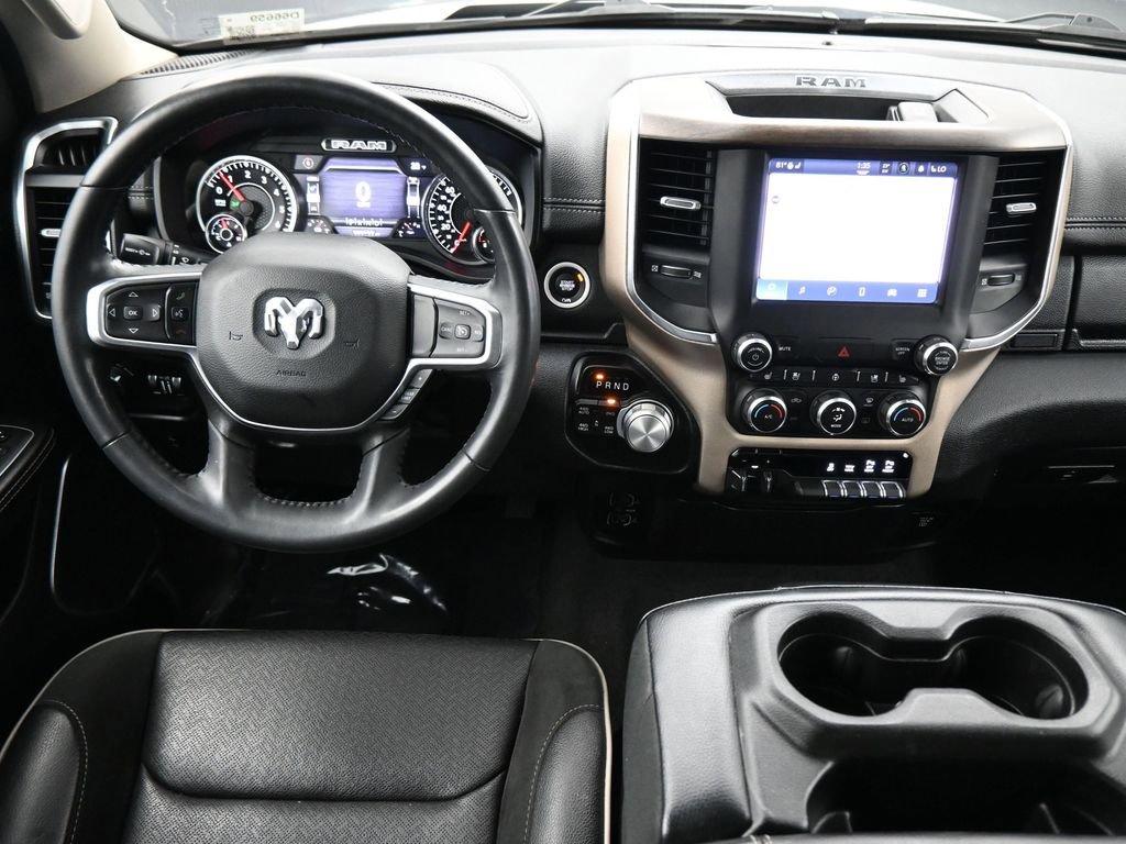 Used 2022 RAM 1500 Laramie AWD/4WD image 5