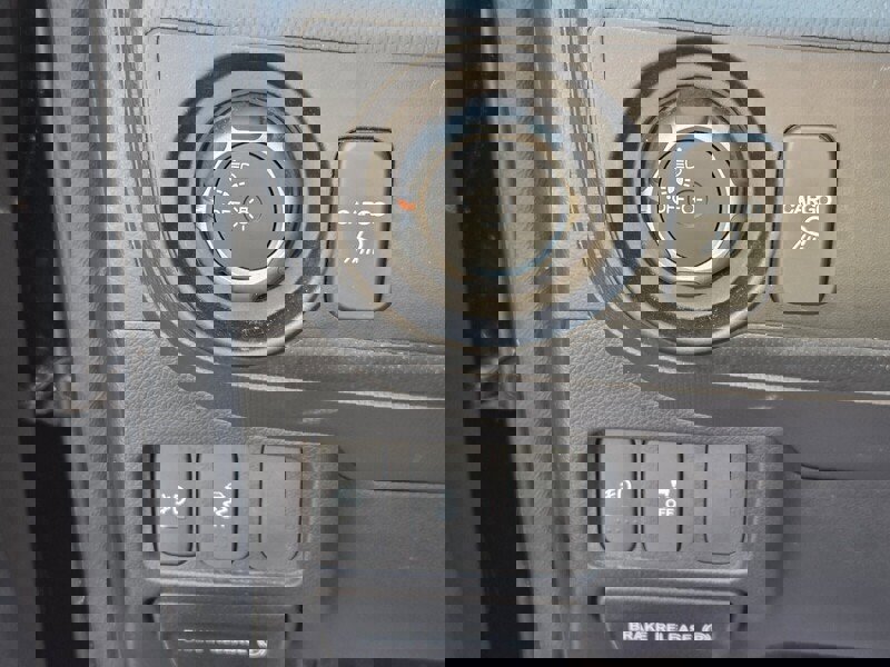 Used 2013 Honda Ridgeline Sport image 23