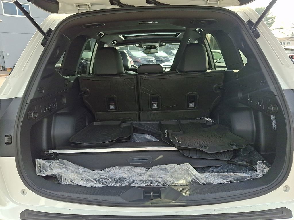 Used 2025 Subaru Forester Sport image 28