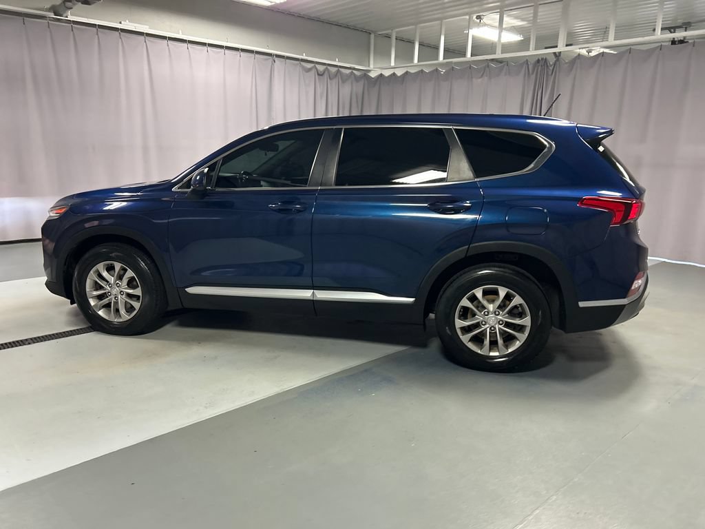 Used 2019 Hyundai Santa Fe SE FWD image 4