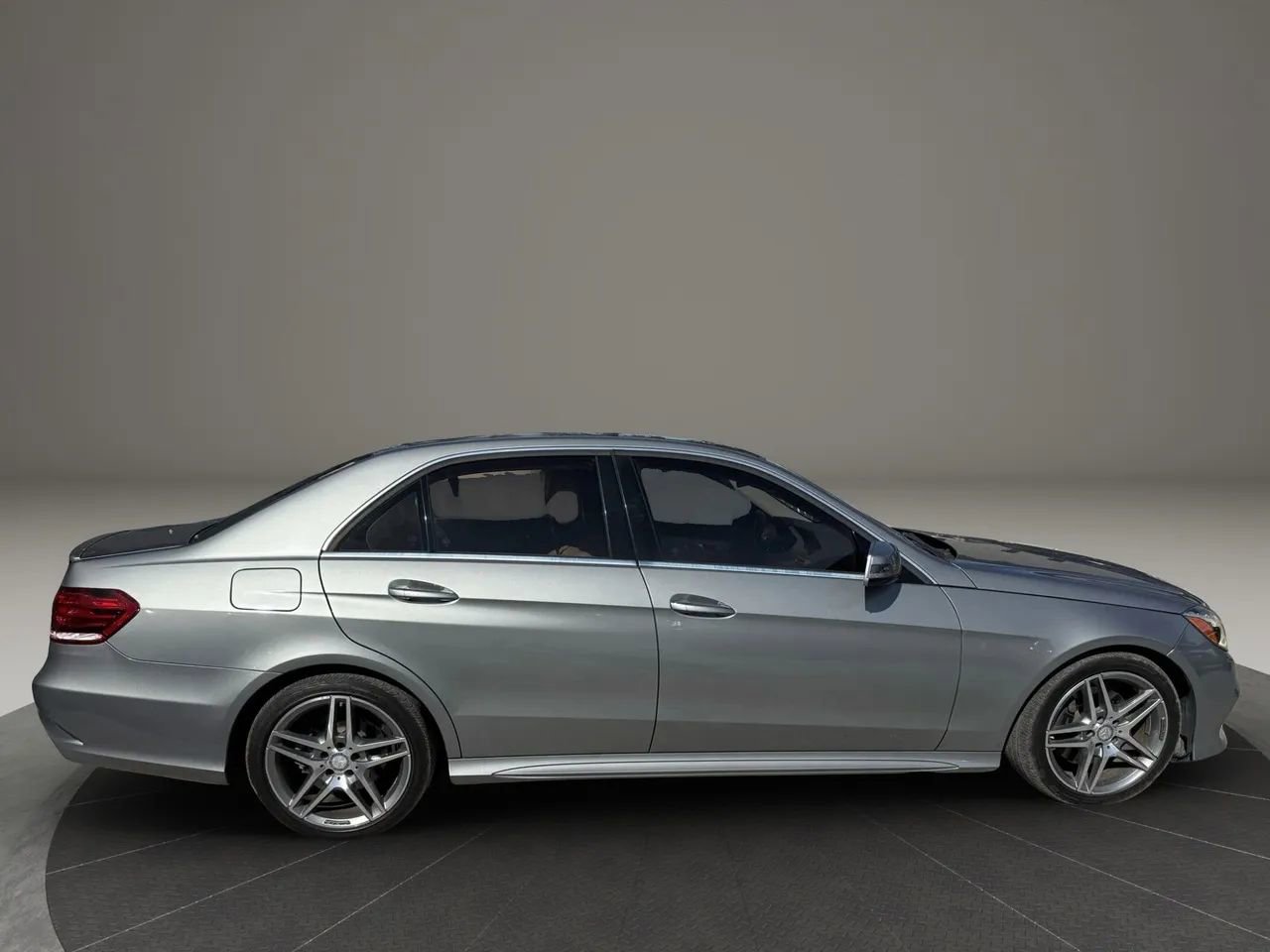 Used 2014 Mercedes-Benz E 350 Sedan w/ Premium 1 Package image 6