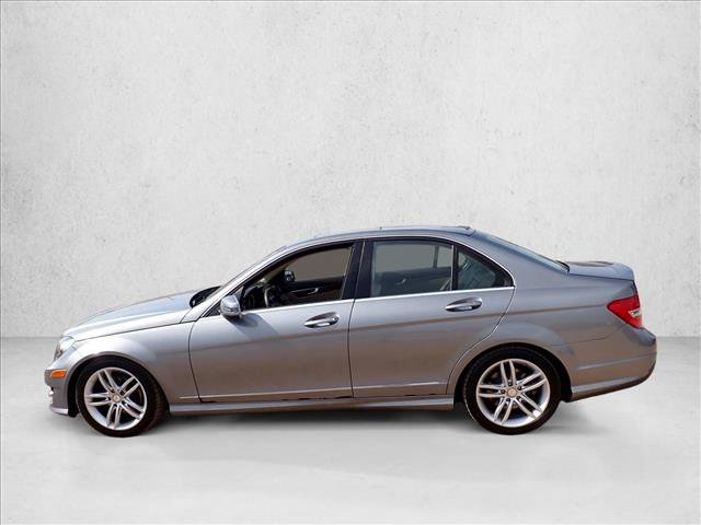 Used 2012 Mercedes-Benz C 300 4MATIC Sedan image 2