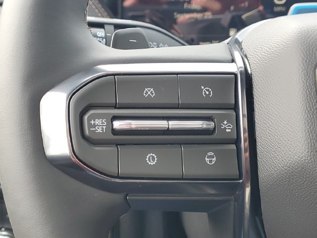 New 2026 GMC Yukon AT4 w/ AT4 Preferred Package AWD/4WD image 24