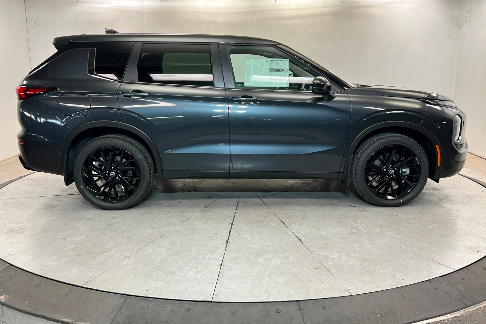 New 2026 Nissan Rogue SL image 6