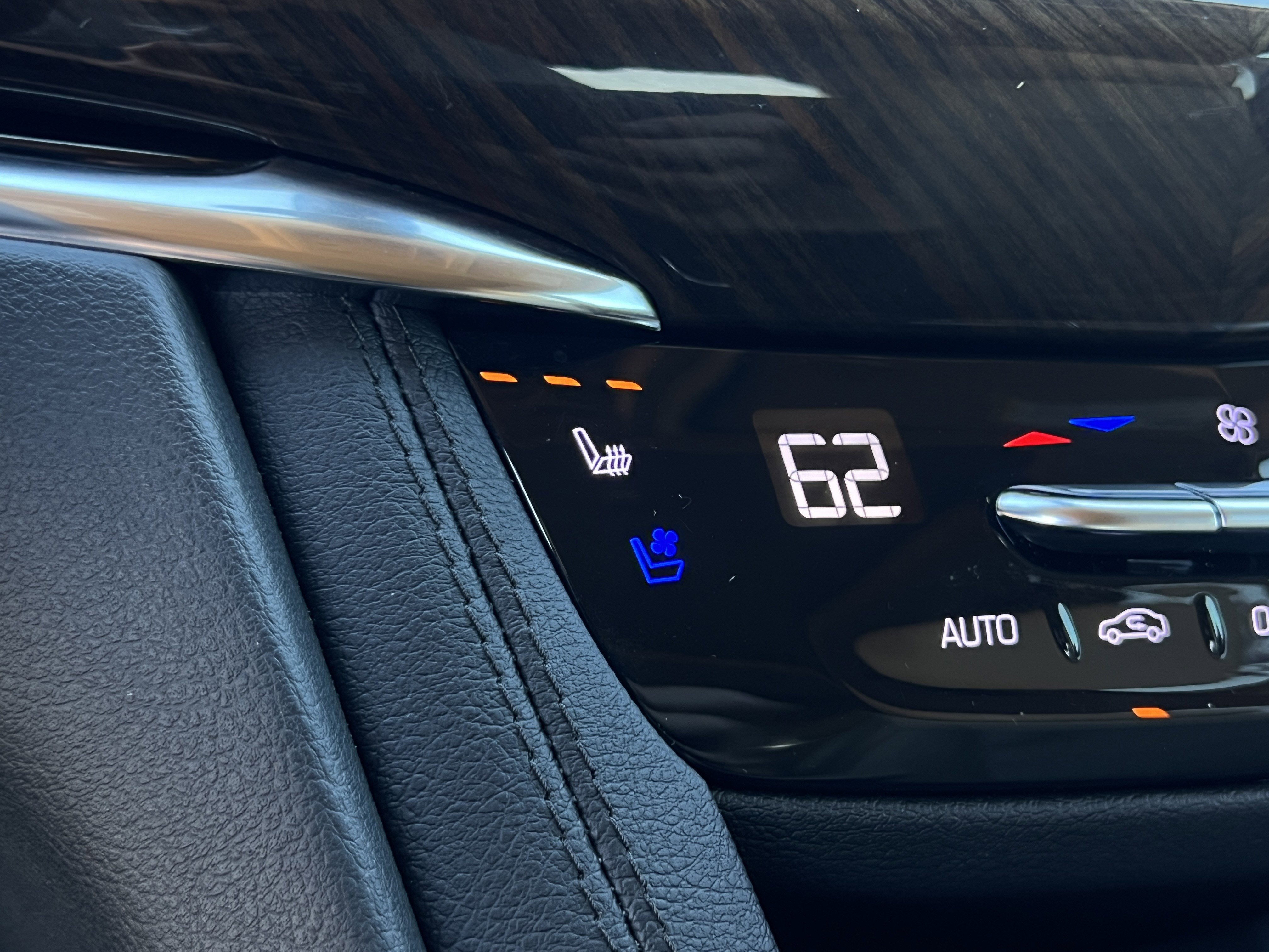 Used 2021 Cadillac XT6 Premium Luxury w/ Platinum Package image 25